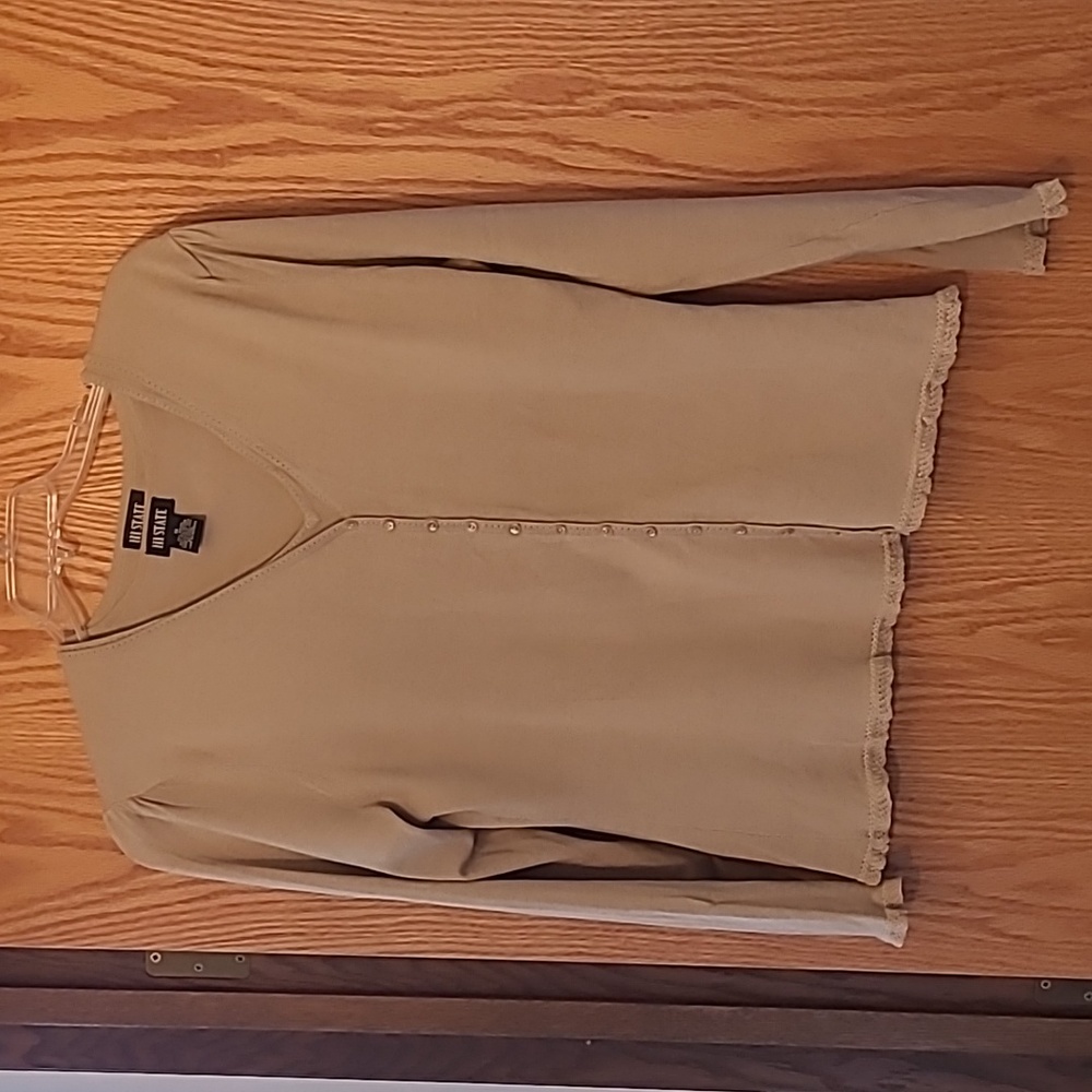 Sweater set. Size 1X. III State.